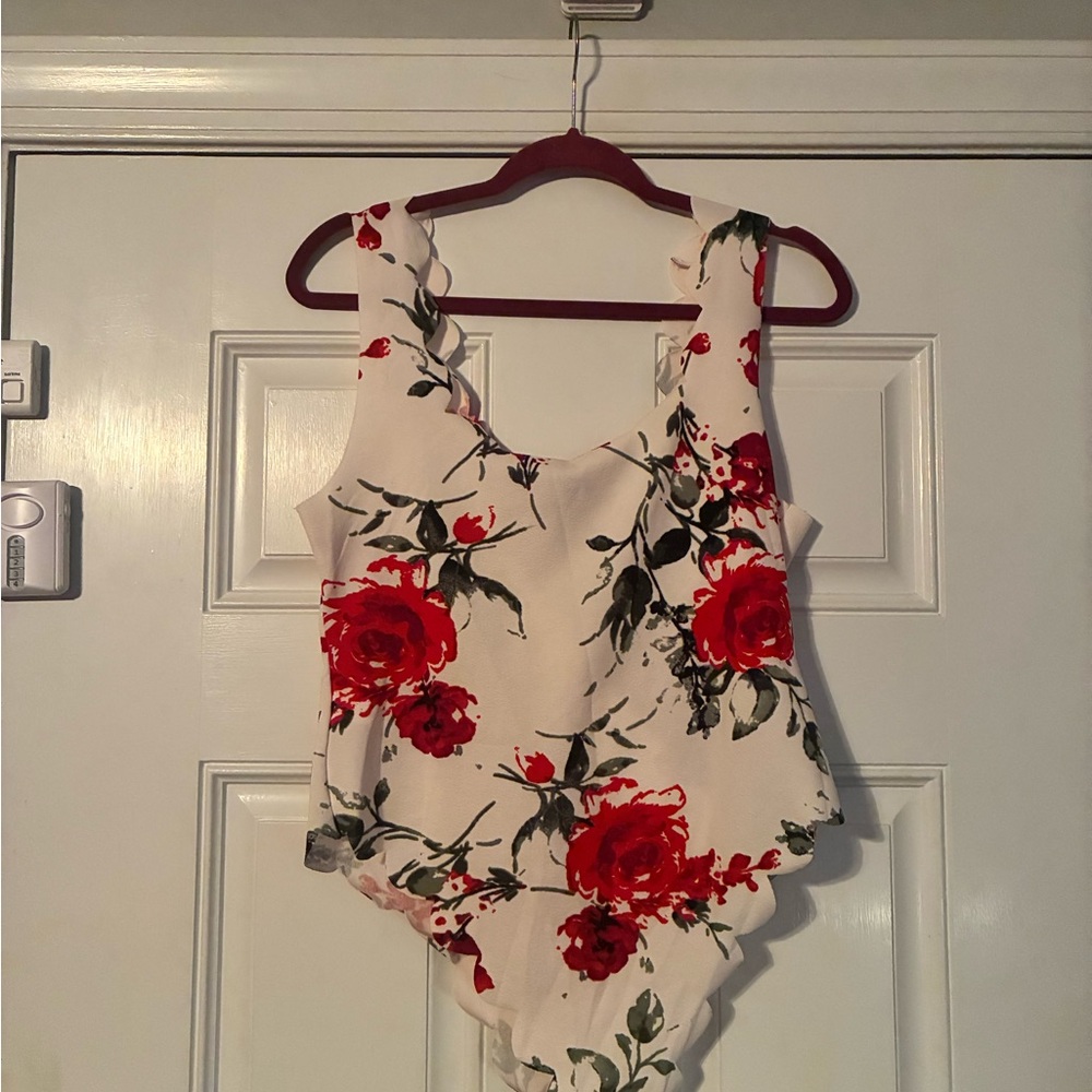 SHEIN Red and White Floral Bodysuit